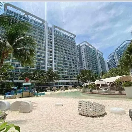 Maldives Tower Azure Apartment